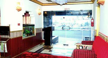 Sky Ways Hotel Dubai Bagian luar foto