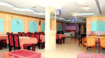 Sky Ways Hotel Dubai Bagian luar foto